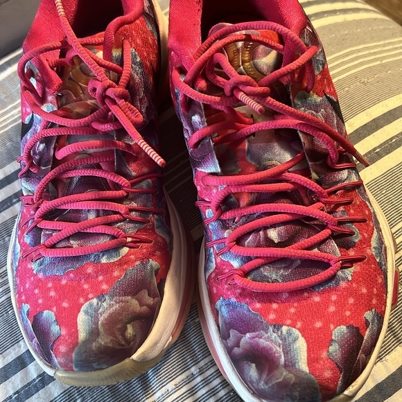 KD Aunt Pearl Low Top Mens Sneakers Size 9.5 - Picture 2 of 5